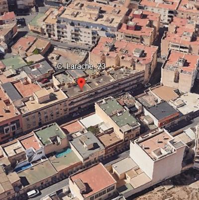 LARACHE (R) 23