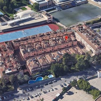 FUENTE (DE LA) 12