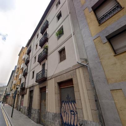 LAS CORTES 34