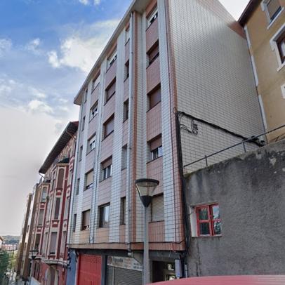 LOS BAÑOS 14